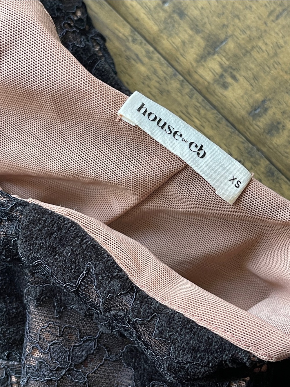 HOUSE OF CB Natalya Bow Halter Lace Top - Picture 7 of 7